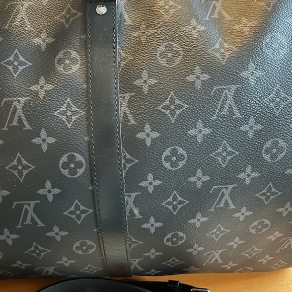 Authentic Louis Vuitton eclipse duffle 55 - Picture 3 of 7
